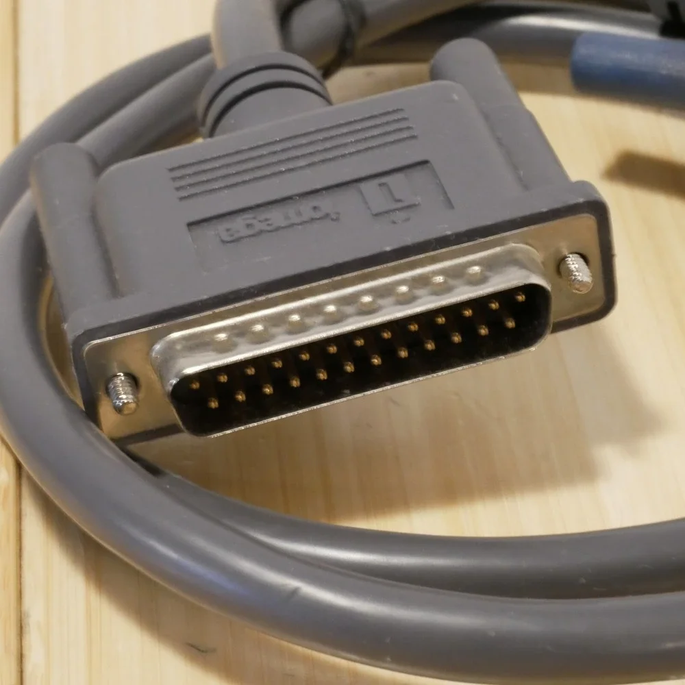 Iomega OEM Cable 25Pin Male to 25Pin Female DB25 - for ZIP Drive Z100P Z250P